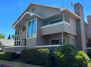 8045 Briar Ridge Ln, Citrus Heights, CA 95610