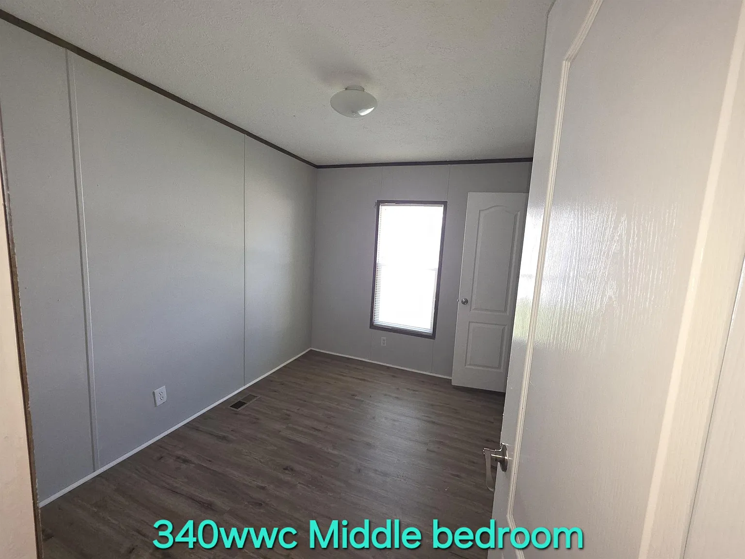 WWC340 — Photo 2