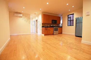 Rented by Nolita Group