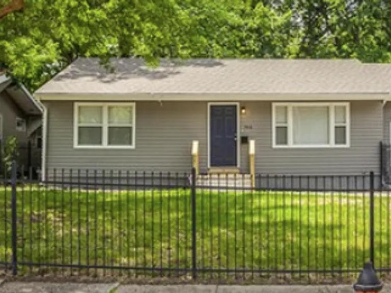 7416 Montgall Ave — Photo 1