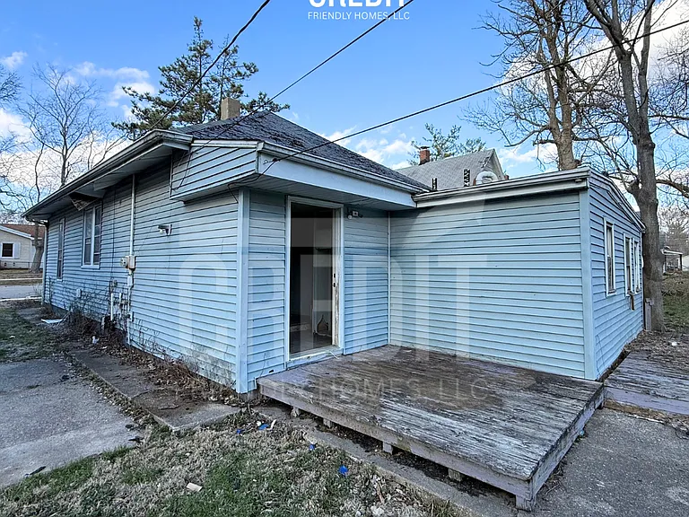 803 E Whitmer St — Photo 2