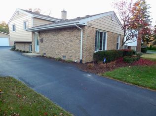 1306 Sunnyside Ave, Highland Park, IL