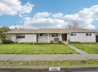 1360 Prentice Dr, Healdsburg, CA