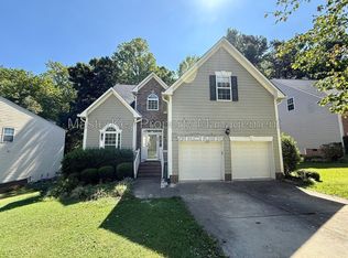 225 Carolina Town Ln, Holly Springs, NC 27540