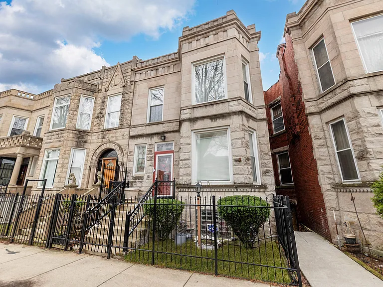 3827 W Flournoy St #1 — Photo 3