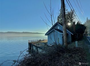 8621 NE North Shore Rd, Belfair, WA 98528