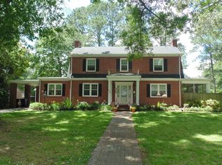 406 Pembroke Ave S, Ahoskie, NC 27910
