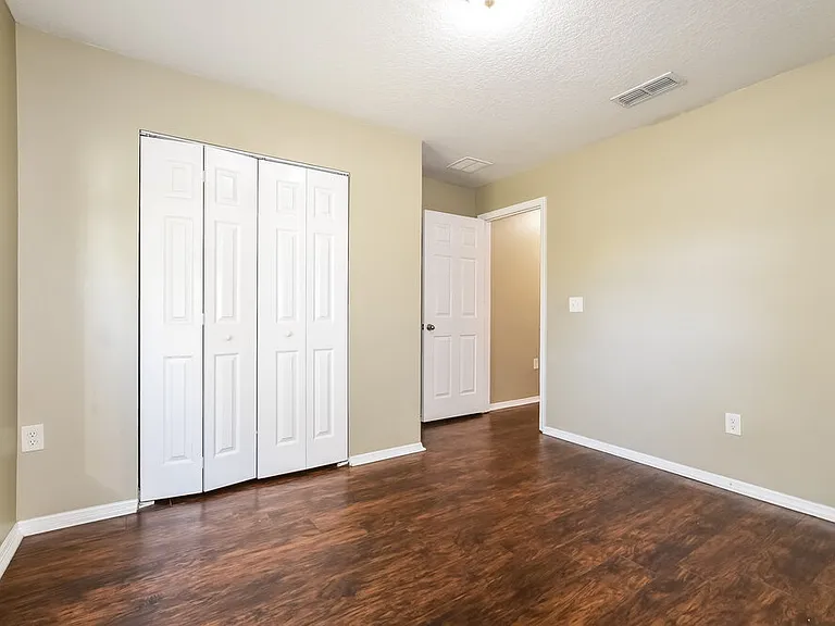 2050 Wavy Leaf Ct — Photo 13