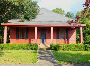 112 W 3rd St, Bay Minette, AL 36507
