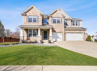 12690 Briarcliffe Dr, Chicago, IL 60439