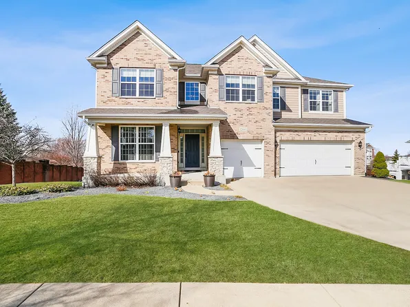 12690 Briarcliffe Dr, Chicago, IL 60439