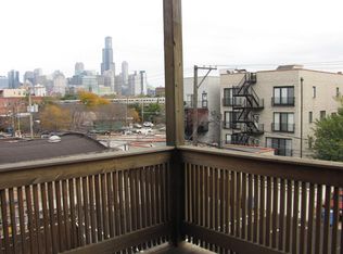 1343 W Grand Ave, Chicago, IL 60642