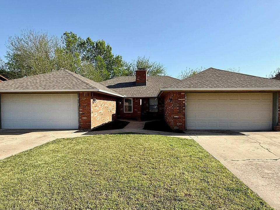 1st image of 1808 Hillcrest Dr