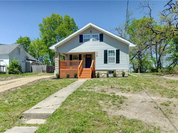 506 Summit St, Excelsior Springs, MO 64024