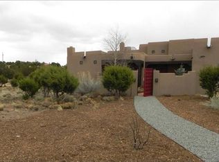 206 Tano Rd, Santa Fe, NM 87506