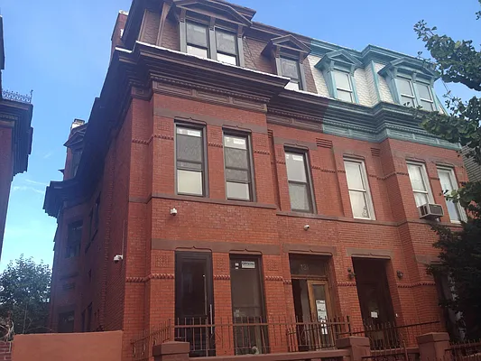 Rented by Elite NY Holdings | media 16