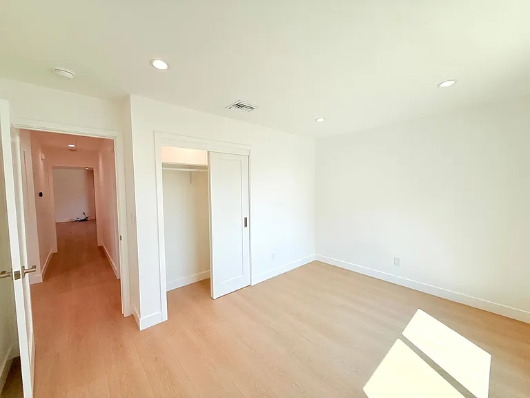 10839 Fellows Avenue — Photo 29