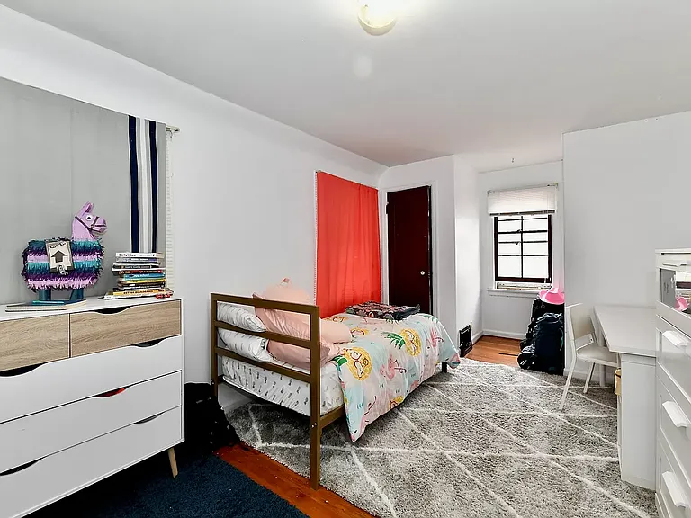 4629 N Kenwood Ave — Photo 4