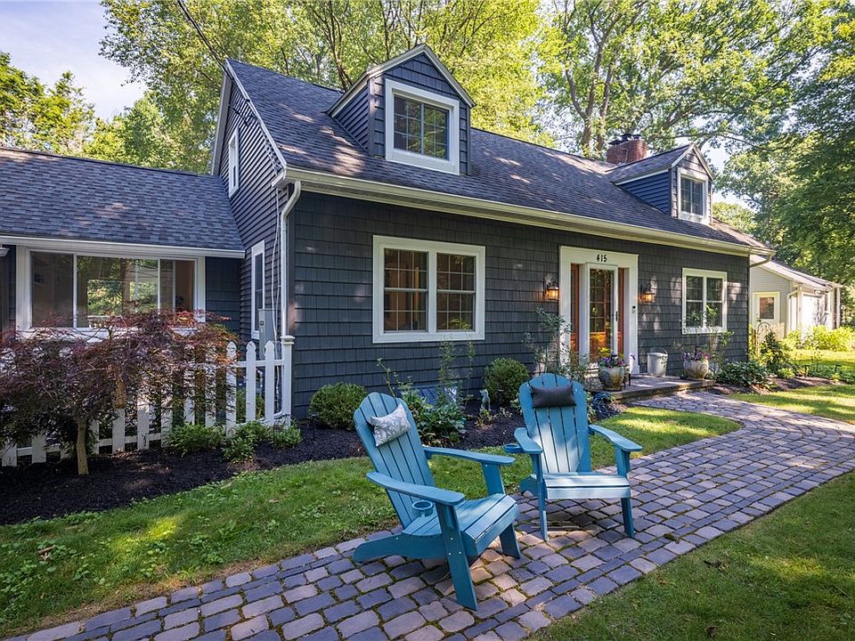 1st image of 415 Oakridge Dr