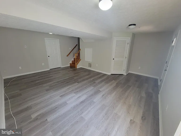 8702 Castlerock Ct — Photo 54