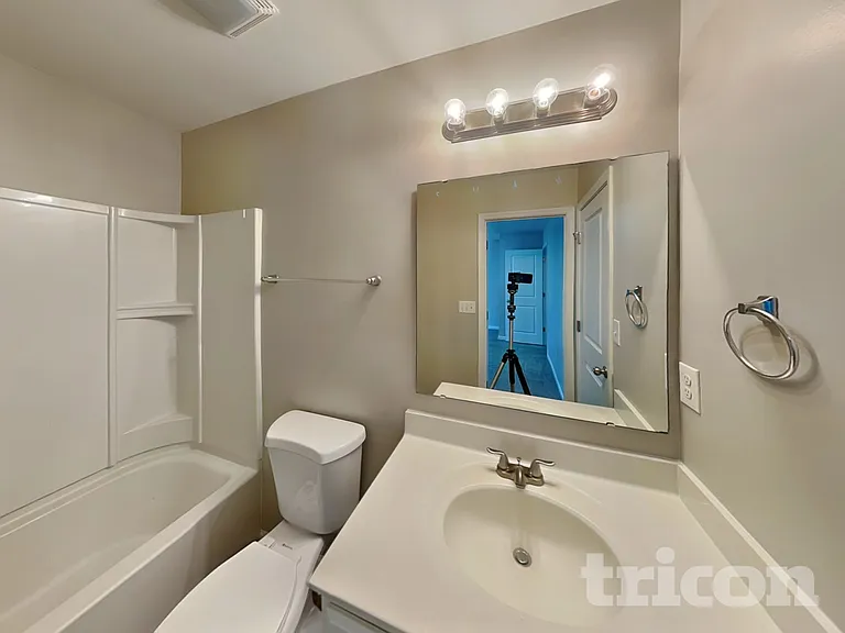 1424 Henry David Ct — Photo 17