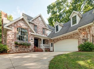 3853 W El Castile St, Springfield, MO 65807