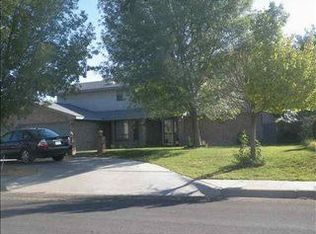 211 Three Cross Dr, Roswell, NM 88201