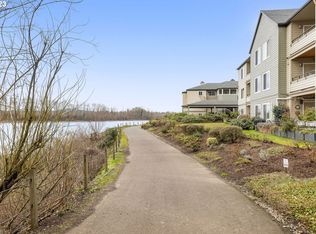 5110 S Landing Dr UNIT 205, Portland, OR 97239