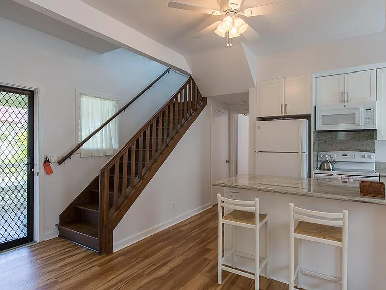 32 Pilipu Pl — Photo 1