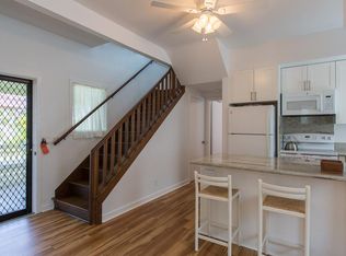 32 Pilipu Pl, Kailua, HI 96734