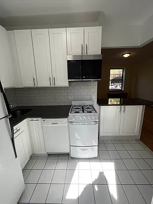 Rented by Oxford Property Group | media 18