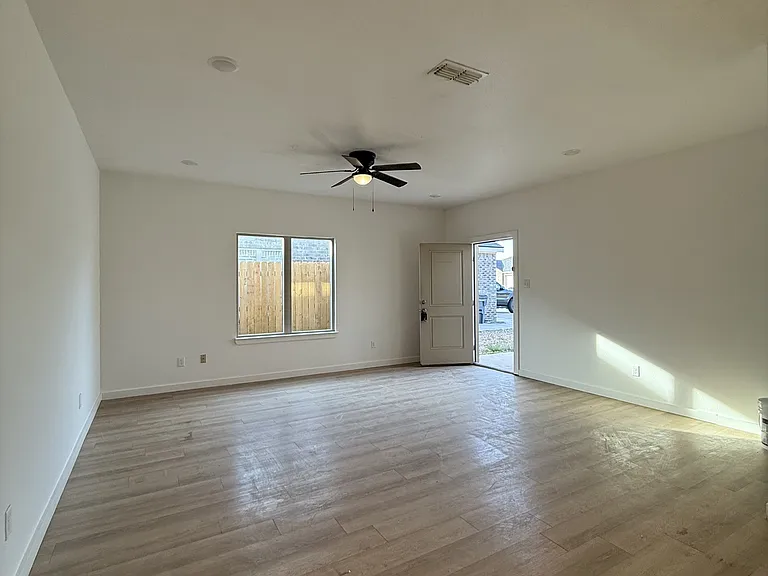 5708 Kemper St #1 — Photo 3