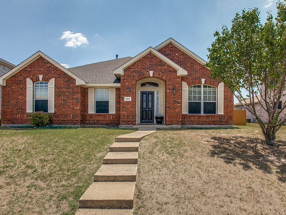 223-copeland-dr-cedar-hill-tx-High-Res-1.jpg