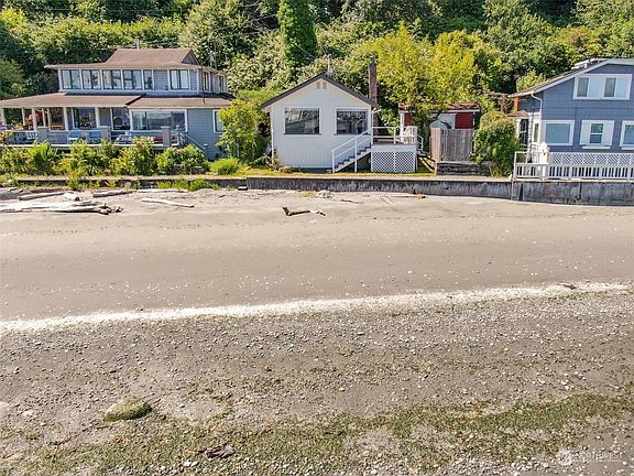 4th image of 10819 Vashon Highway SW