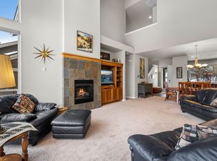 10576 Village Loop, Redmond, OR 97756