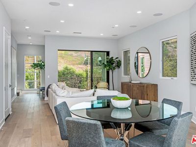 12661 Bluff Creek Dr, Playa Vista, CA, 90094