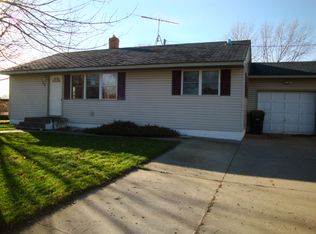 205 Rice St NW, Silver Lake, MN 55381