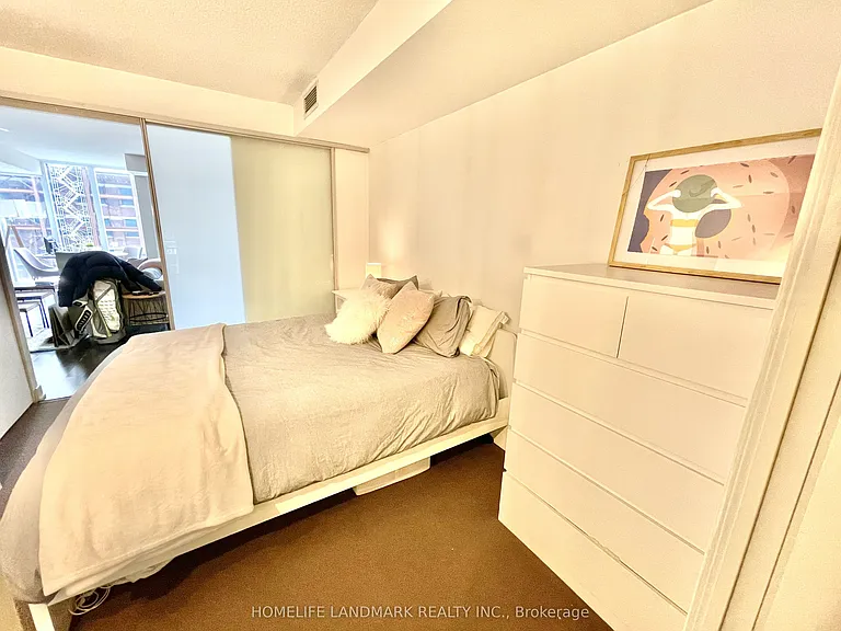 21 Nelson St #608 — Photo 11