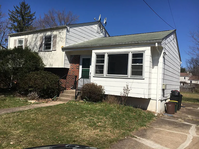 14 Wickford Ave — Photo 14