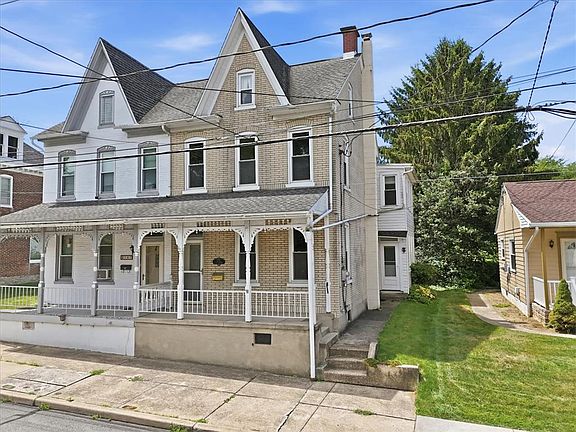 4th image of 105 S Whiteoak St