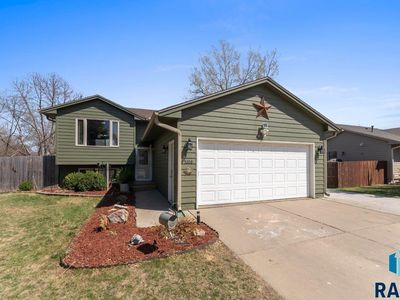 5208 S Sundowner Ave, Sioux Falls, SD, 57106