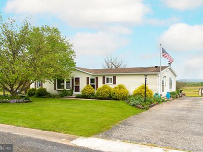 97 Kimberly Ln, New Oxford, PA, 17350