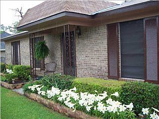2nd image of 2251 Annwood Dr