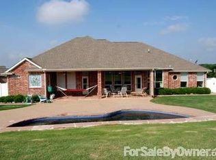 8512 Mill Creek Ct, Burleson, TX 76028