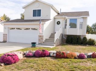 2136 N 2400 W, Clinton, UT 84015