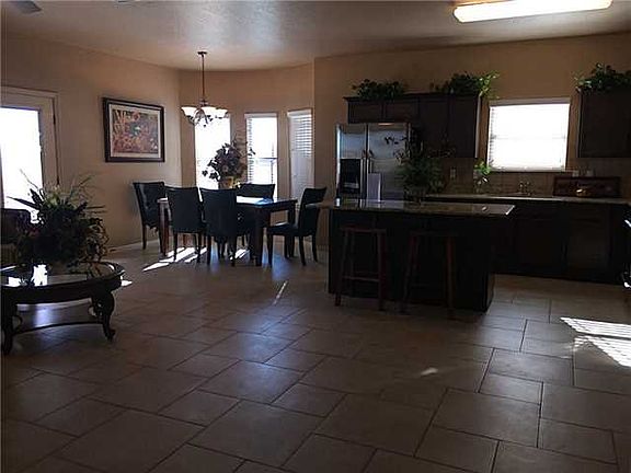 5th image of 14298 Loma Esmeralda Dr