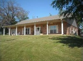 991 N 4200th Rd, Hugo, OK 74743