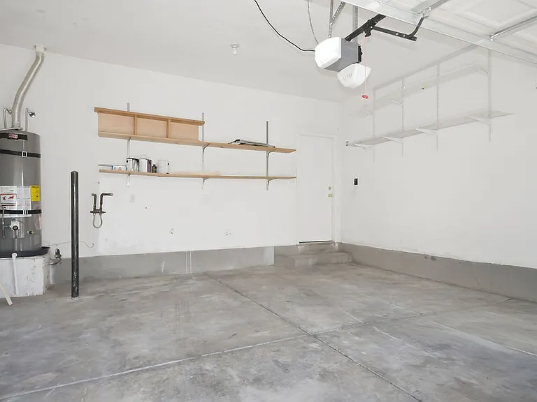 2529 Rainbow Cactus Ct — Photo 23