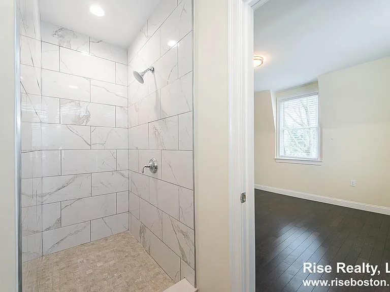 10 Marion St #1 — Photo 7