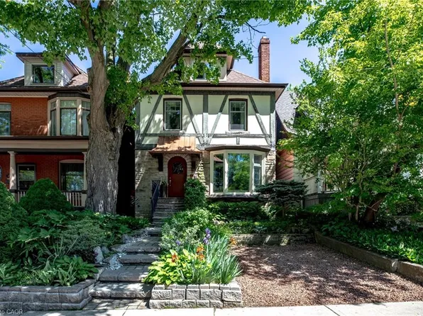 481 Dundurn St S, Hamilton, ON L8P 4M2